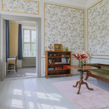 Country house Hindemae Estate For Holidays And Events