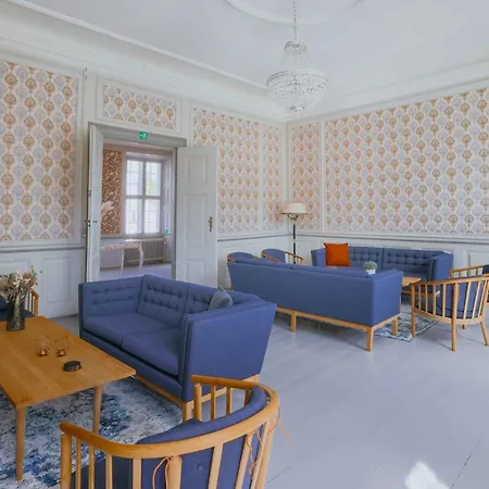 Hindemae Estate For Holidays And Events