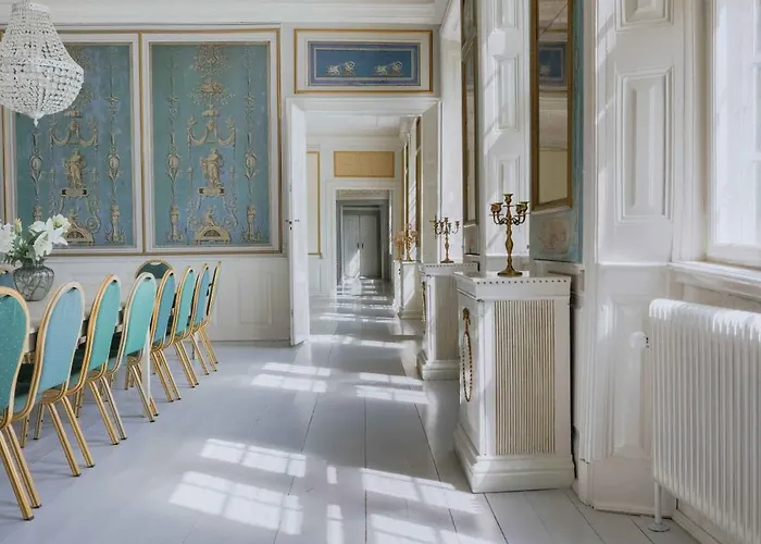 Hindemae Estate For Holidays And Events Country house Ullerslev